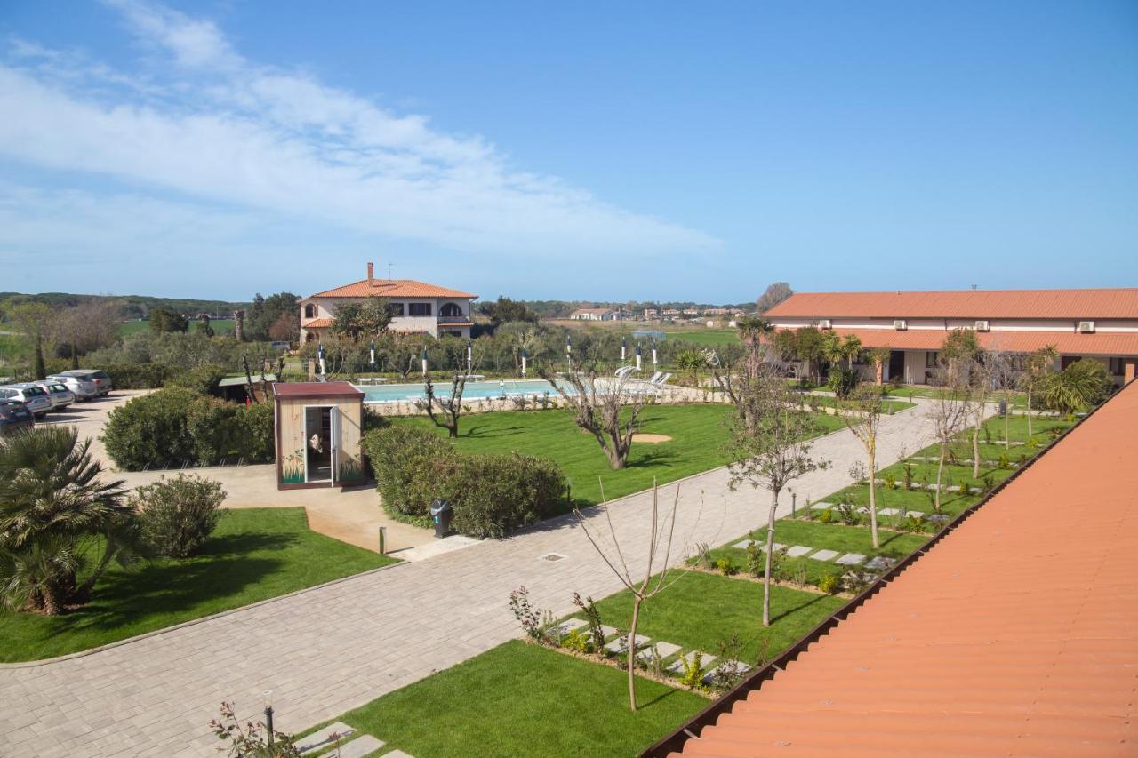 Delfino Tuscany Resort Marina di Cecina Luaran gambar