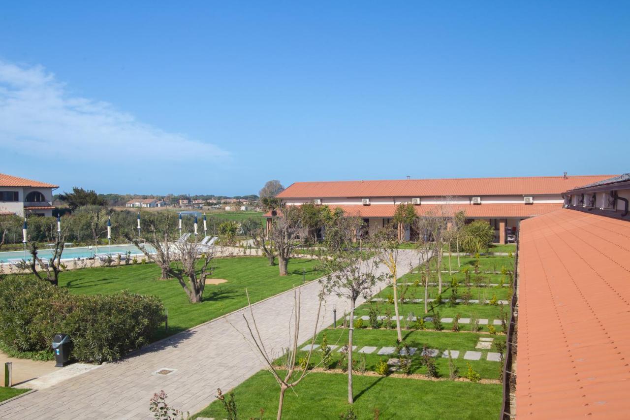 Delfino Tuscany Resort Marina di Cecina Luaran gambar