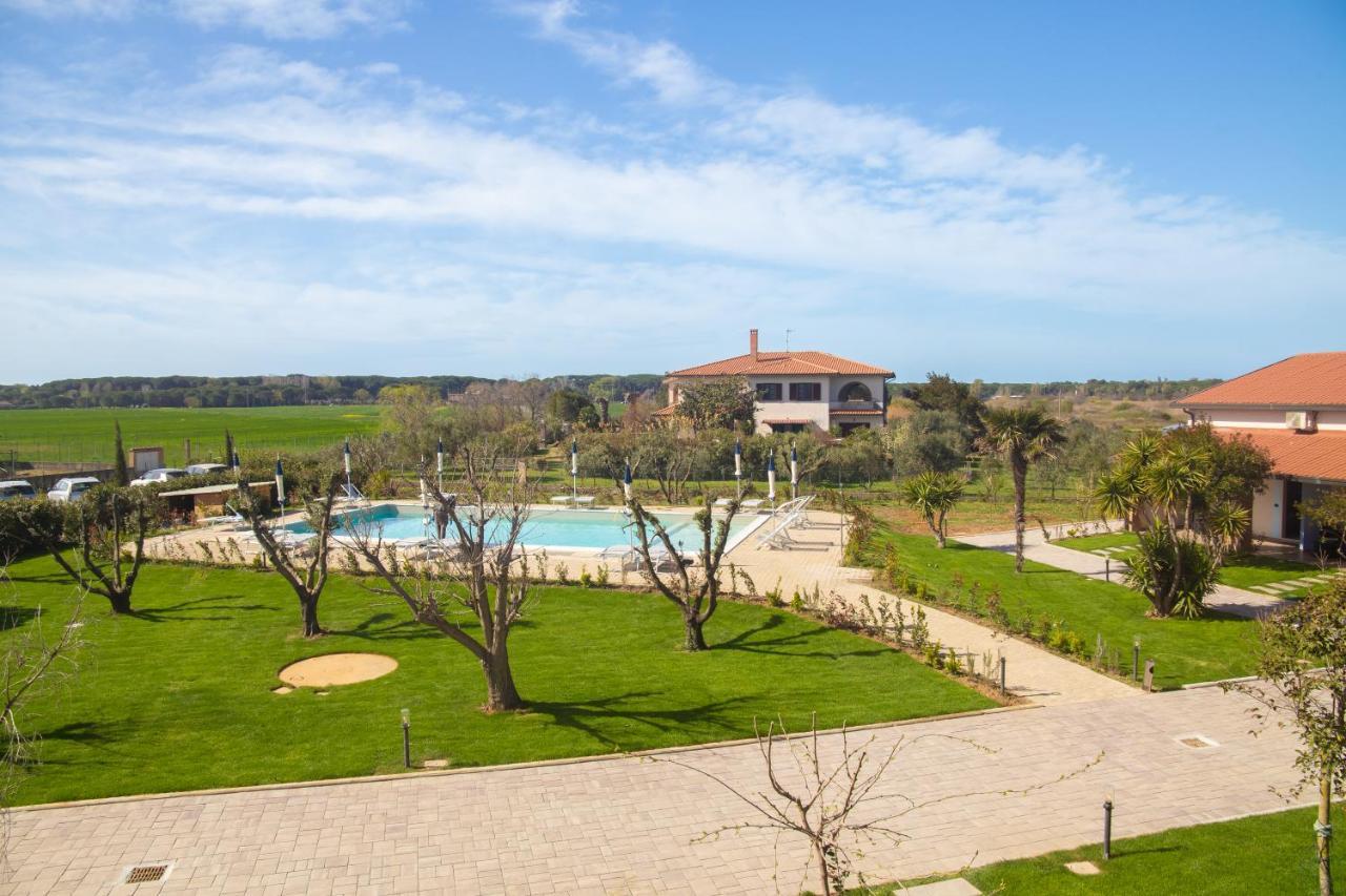 Delfino Tuscany Resort Marina di Cecina Luaran gambar